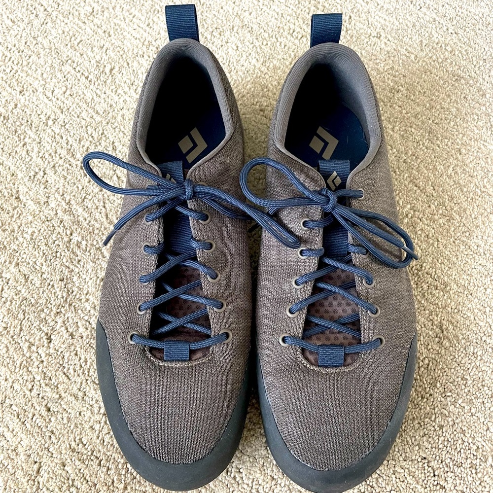 Black diamond circuit shoes